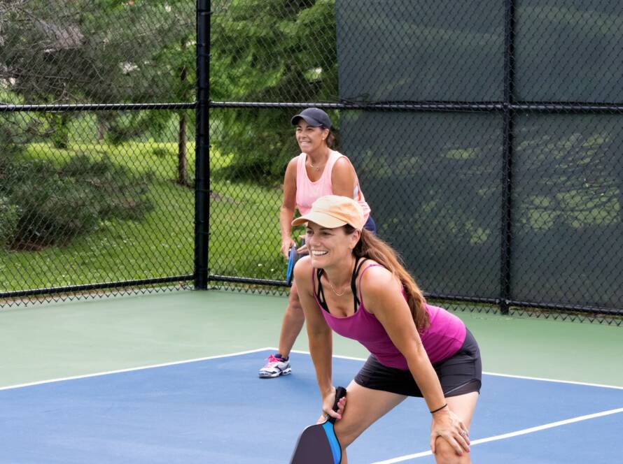 pickleball player outfits outdoor court