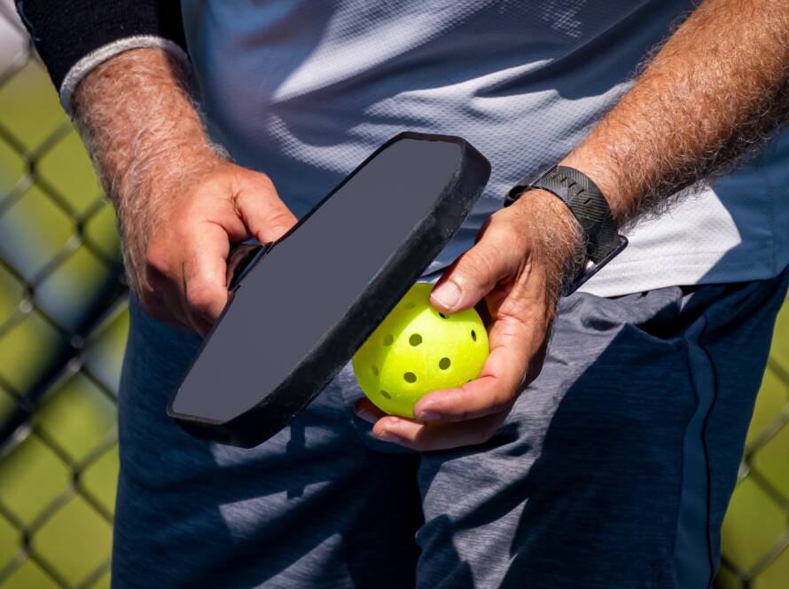 senior player can you spike a pickleball